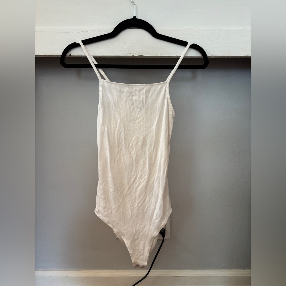 Women’s ribbed body suit